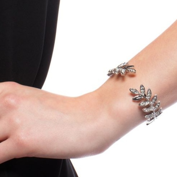 JustFab Jewelry - JustFab | Silver Color Leaves Bracelet